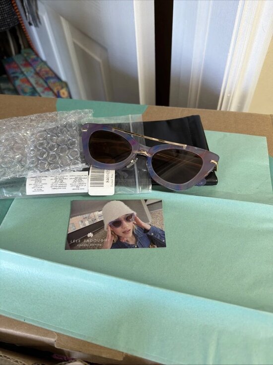 Lele Sadoughi Orchid Aviator Cat Eye Sunglasses, 50mm - NWT